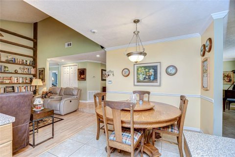 House in Tampa, Florida 3 bedrooms, 170.66 sq.m. № 1849571 - photo 17