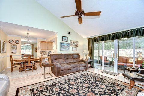 House in Tampa, Florida 3 bedrooms, 170.66 sq.m. № 1849571 - photo 10