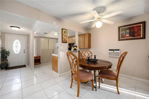 Propiedad comercial en venta en Hollywood, Florida, 197.7 m2 № 2190657 - foto 17