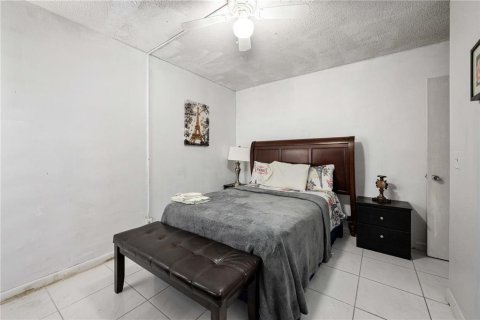 Propiedad comercial en venta en Hollywood, Florida, 197.7 m2 № 2190657 - foto 12