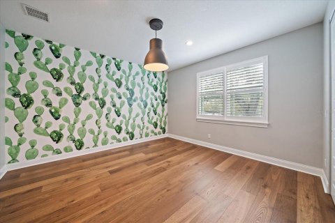 House in Sarasota, Florida 4 bedrooms, 289.86 sq.m. № 2110654 - photo 17