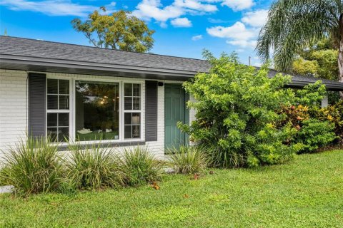 Casa en venta en Largo, Florida, 4 dormitorios, 167.04 m2 № 2386481 - foto 4