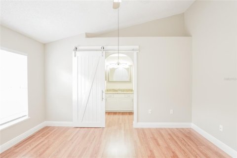 House in Orlando, Florida 3 bedrooms, 120.03 sq.m. № 1902823 - photo 6