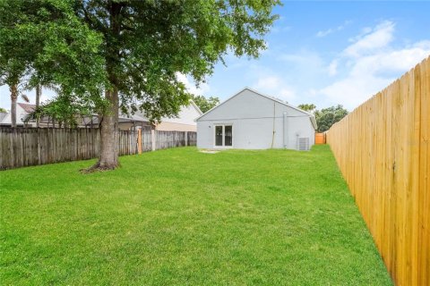 House in Orlando, Florida 3 bedrooms, 120.03 sq.m. № 1902823 - photo 15
