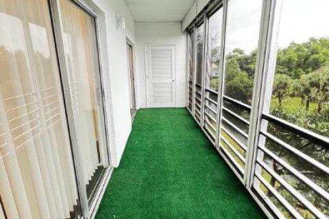 Copropriété à vendre à Atlantis, Floride: 2 chambres, 70.23 m2 № 2241970 - photo 20