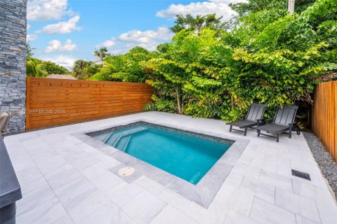 Купить таунхаус в Форт-Лодердейл, Флорида 4 спальни, 227.98м2, № 2024882 - фото 3