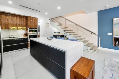 Купить таунхаус в Форт-Лодердейл, Флорида 4 спальни, 227.98м2, № 2024882 - фото 11