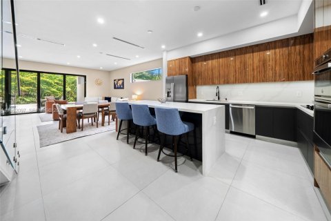 Купить таунхаус в Форт-Лодердейл, Флорида 4 спальни, 227.98м2, № 2024882 - фото 8