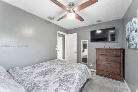 Casa en venta en Lake Worth, Florida, 3 dormitorios, 149.48 m2 № 1930142 - foto 17