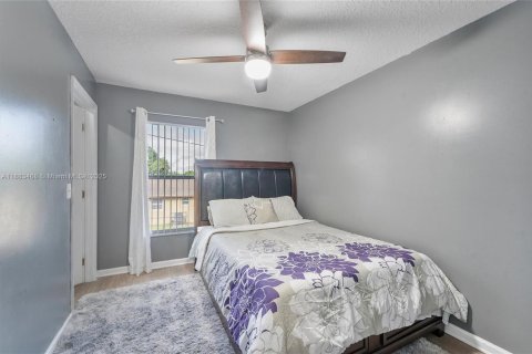 Casa en venta en Lake Worth, Florida, 3 dormitorios, 149.48 m2 № 1930142 - foto 13