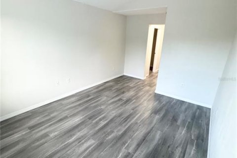 Adosado en alquiler en Orlando, Florida, 3 dormitorios, 140.1 m2 № 2108030 - foto 17
