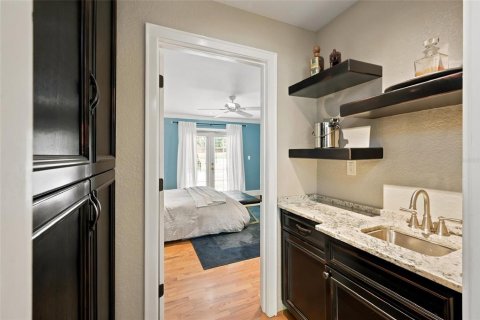 Casa en venta en Orlando, Florida, 6 dormitorios, 351.26 m2 № 2361317 - foto 29