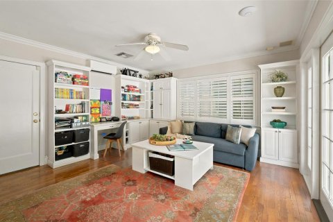 Casa en venta en Orlando, Florida, 6 dormitorios, 351.26 m2 № 2361317 - foto 24