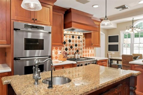 Casa en venta en Orlando, Florida, 6 dormitorios, 351.26 m2 № 2361317 - foto 19
