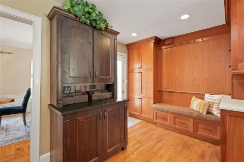 Casa en venta en Orlando, Florida, 6 dormitorios, 351.26 m2 № 2361317 - foto 15