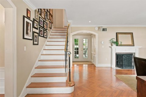 Casa en venta en Orlando, Florida, 6 dormitorios, 351.26 m2 № 2361317 - foto 10