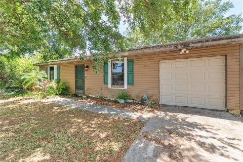 House in Palm Bay, Florida 2 bedrooms, 75.81 sq.m. № 1719941 - photo 4