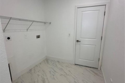 Casa en venta en Palm Bay, Florida, 4 dormitorios, 170.38 m2 № 2318875 - foto 18