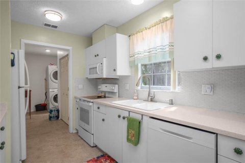 Commercial property in Floral City, Florida 3 bedrooms, 175.21 sq.m. № 2204179 - photo 30