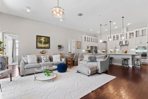 Casa en venta en Tampa, Florida, 5 dormitorios, 337.79 m2 № 1829062 - foto 10