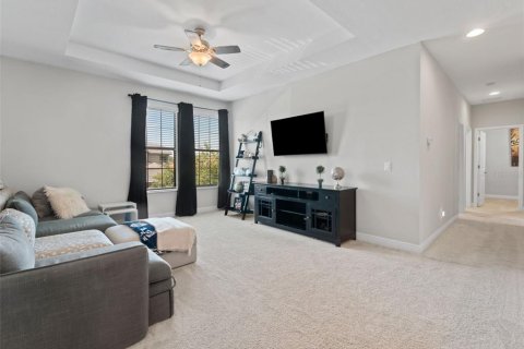 Casa en venta en Tampa, Florida, 5 dormitorios, 337.79 m2 № 1829062 - foto 19
