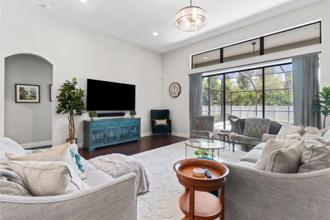 Casa en venta en Tampa, Florida, 5 dormitorios, 337.79 m2 № 1829062 - foto 11