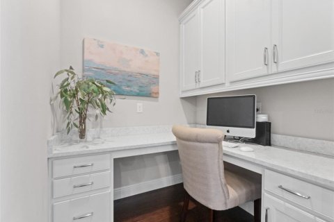 Casa en venta en Tampa, Florida, 5 dormitorios, 337.79 m2 № 1829062 - foto 13