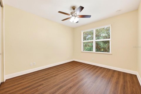 Townhouse in Orlando, Florida 4 bedrooms, 198.44 sq.m. № 2100777 - photo 21