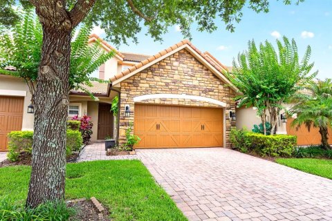Townhouse in Orlando, Florida 4 bedrooms, 198.44 sq.m. № 2100777
