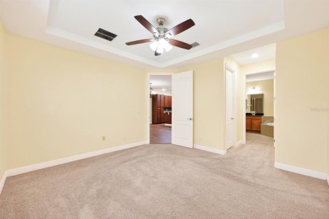 Townhouse in Orlando, Florida 4 bedrooms, 198.44 sq.m. № 2100777 - photo 11
