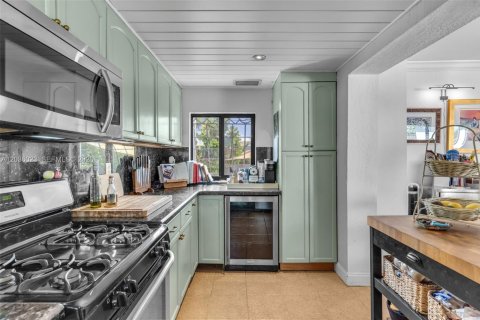 Villa ou maison à vendre à Miami, Floride: 3 chambres, 113.34 m2 № 2084241 - photo 9