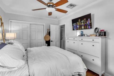 Villa ou maison à vendre à Miami, Floride: 3 chambres, 113.34 m2 № 2084241 - photo 16
