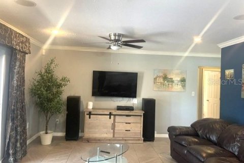 Villa ou maison à louer à Sarasota, Floride: 3 chambres, 134.71 m2 № 2419362 - photo 8