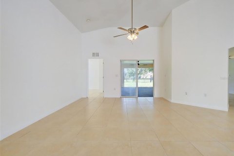 Villa ou maison à vendre à North Port, Floride: 4 chambres, 242.75 m2 № 2109790 - photo 9