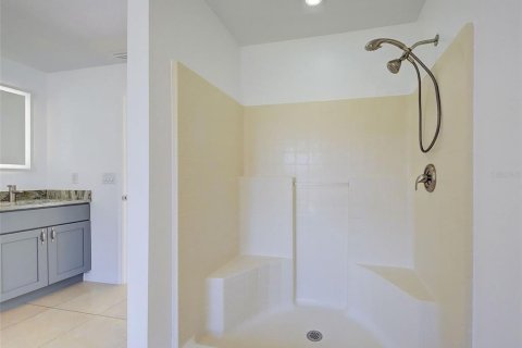 Villa ou maison à vendre à North Port, Floride: 4 chambres, 242.75 m2 № 2109790 - photo 15