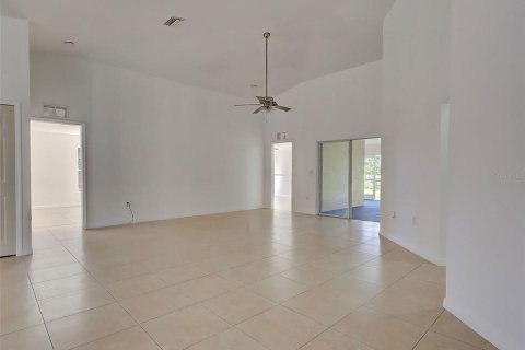 Villa ou maison à vendre à North Port, Floride: 4 chambres, 242.75 m2 № 2109790 - photo 7