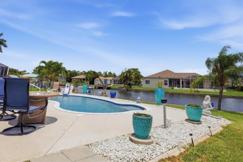 Villa ou maison à vendre à Port Charlotte, Floride: 3 chambres, 171.13 m2 № 2266978 - photo 30