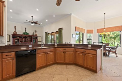 Casa en venta en Kissimmee, Florida, 4 dormitorios, 283.54 m2 № 1903835 - foto 13