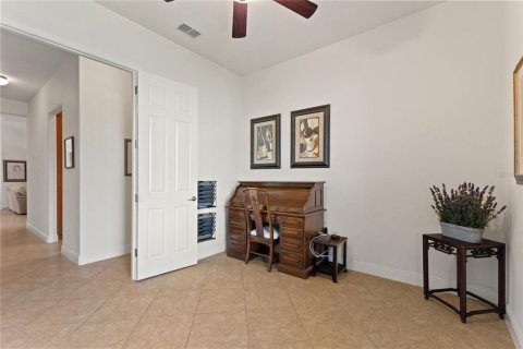 Casa en venta en Kissimmee, Florida, 4 dormitorios, 283.54 m2 № 1903835 - foto 28