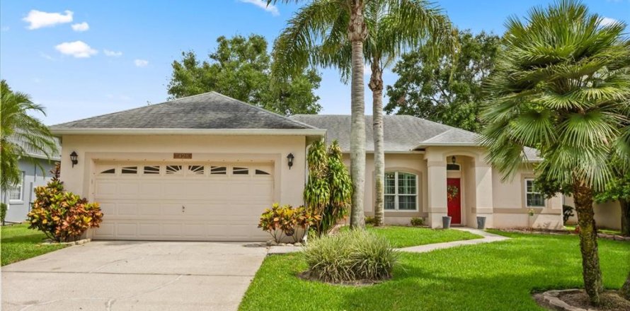 Casa en Apopka, Florida 3 dormitorios, 176.61 m2 № 1758237