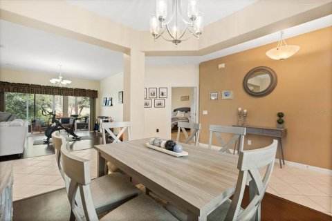 Casa en venta en Apopka, Florida, 3 dormitorios, 176.61 m2 № 1758237 - foto 5