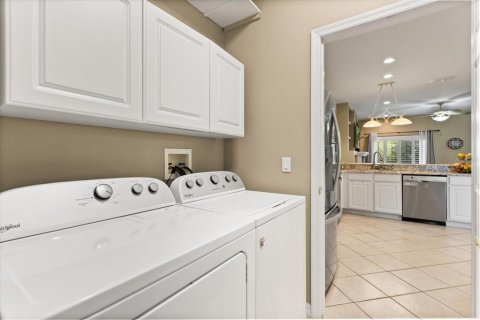 Casa en venta en Apopka, Florida, 3 dormitorios, 176.61 m2 № 1758237 - foto 25