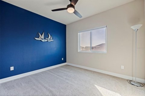 House in Apollo Beach, Florida 4 bedrooms, 299.24 sq.m. № 2205620 - photo 30