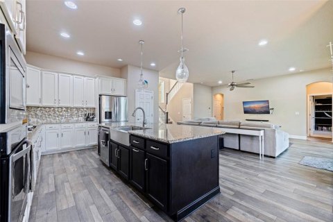 House in Apollo Beach, Florida 4 bedrooms, 299.24 sq.m. № 2205620 - photo 15