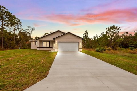 Casa en Dunnellon, Florida 4 dormitorios, 144.93 m2 № 2115773