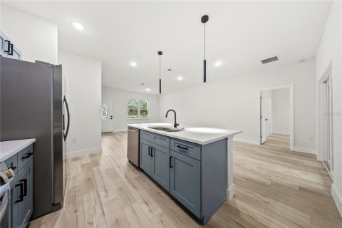 Villa ou maison à vendre à Dunnellon, Floride: 4 chambres, 144.93 m2 № 2115773 - photo 5