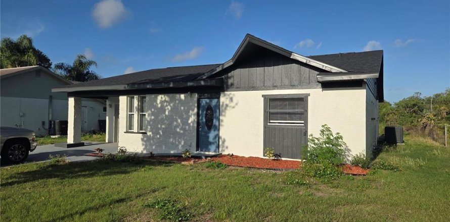 Villa ou maison à New Port Richey, Floride 2 chambres, 117.8 m2 № 1657757