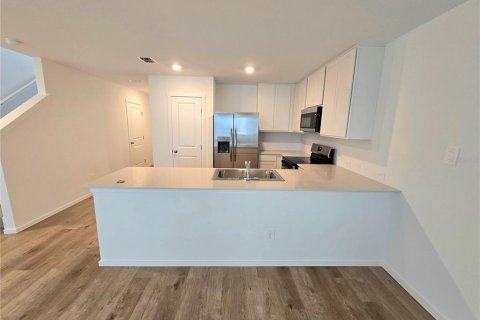 Touwnhouse à louer à Davenport, Floride: 3 chambres, 128.02 m2 № 2399329 - photo 2