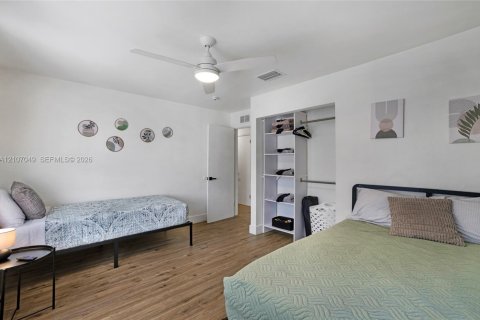House in Fort Lauderdale, Florida 3 bedrooms, 132.29 sq.m. № 2426418 - photo 16