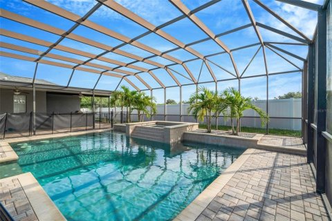 Casa en venta en Trinity, Florida, 5 dormitorios, 202.16 m2 № 1916567 - foto 4